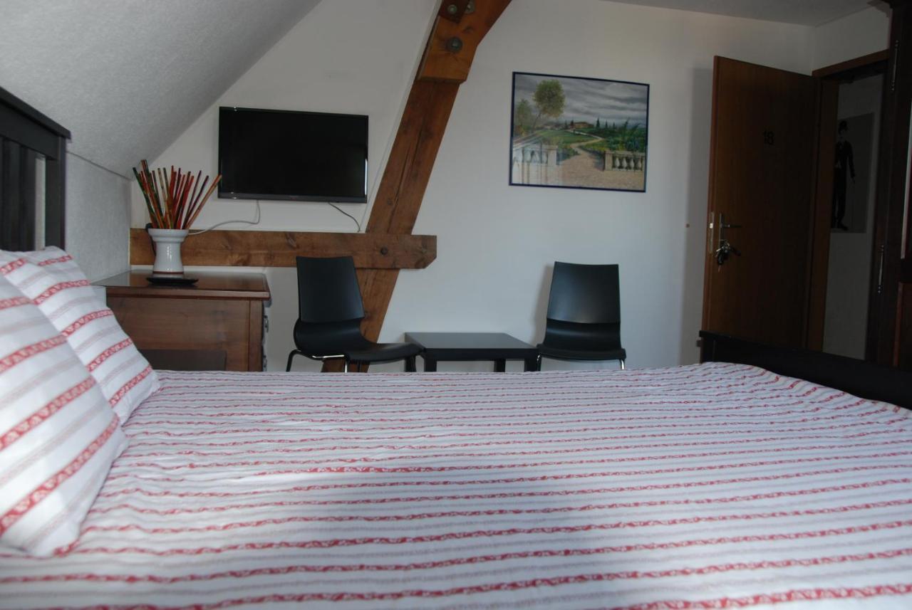 Hotel Restaurant Pizzeria Rotes Haus Münsterlingen Zimmer foto